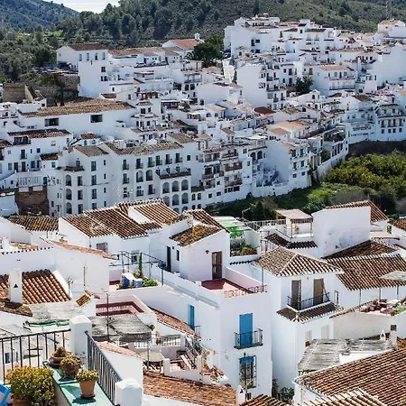 Apartment Casa Fernando, Traditional Townhouse With Amazing Views Hansonholiday