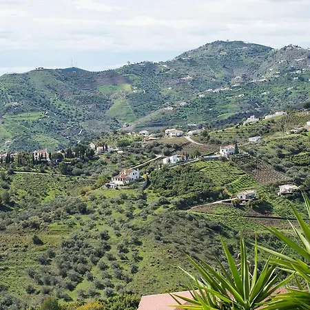 Casa Fernando, Traditional Townhouse With Amazing Views Hansonholiday * Frigiliana