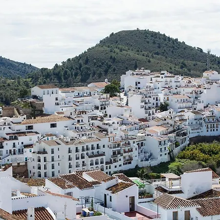 Casa Fernando, Traditional Townhouse With Amazing Views Hansonholiday *